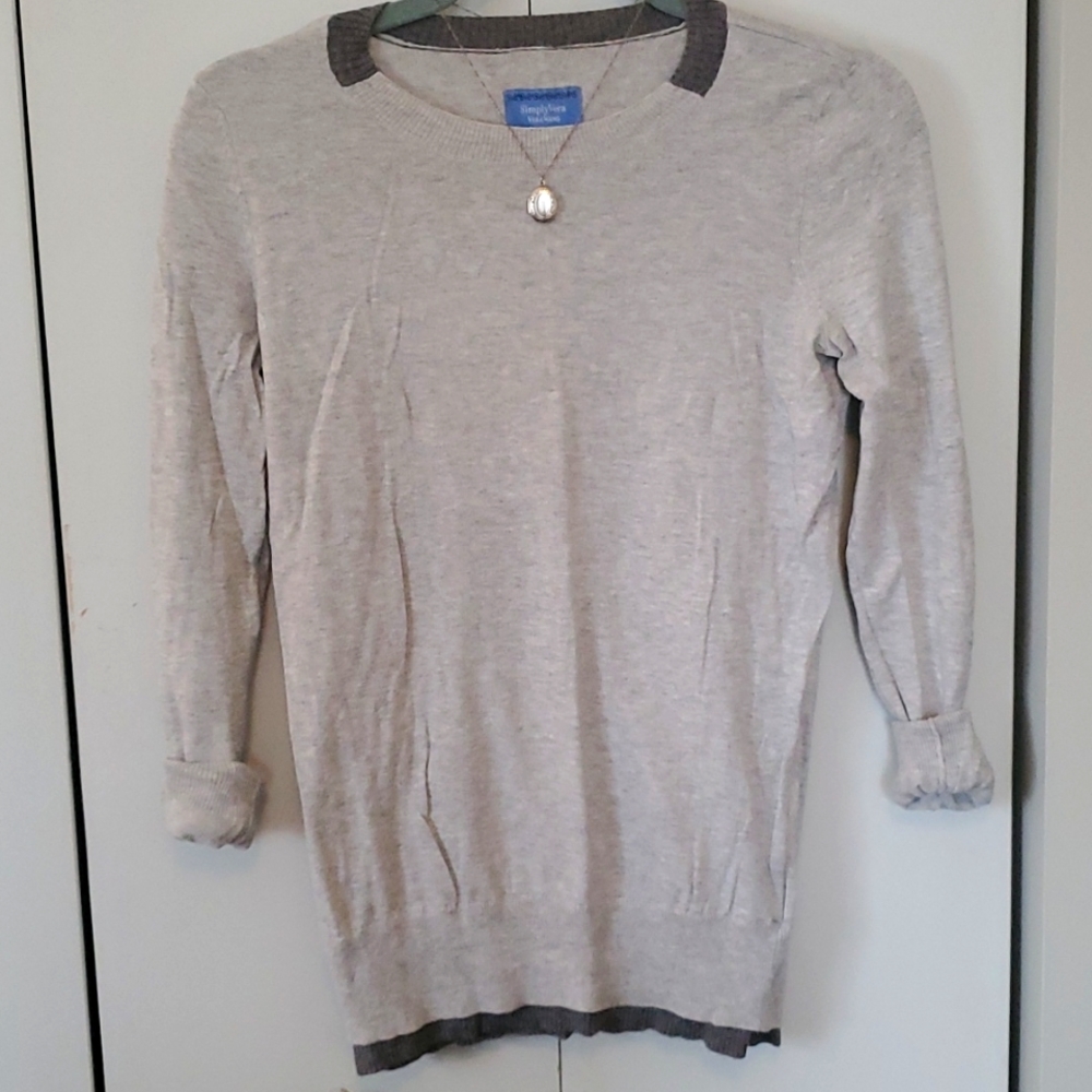 Simply Vera Lightweight Sweater